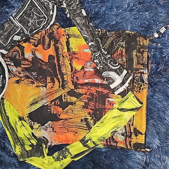 Pretty little thing top - Picture 3 of 3